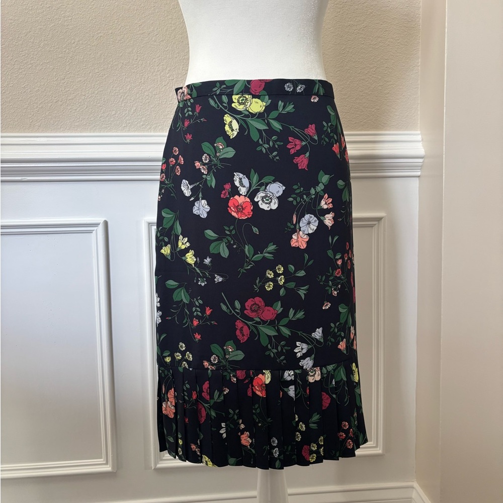 LOFT Floral Skirt with Pleated Hemline